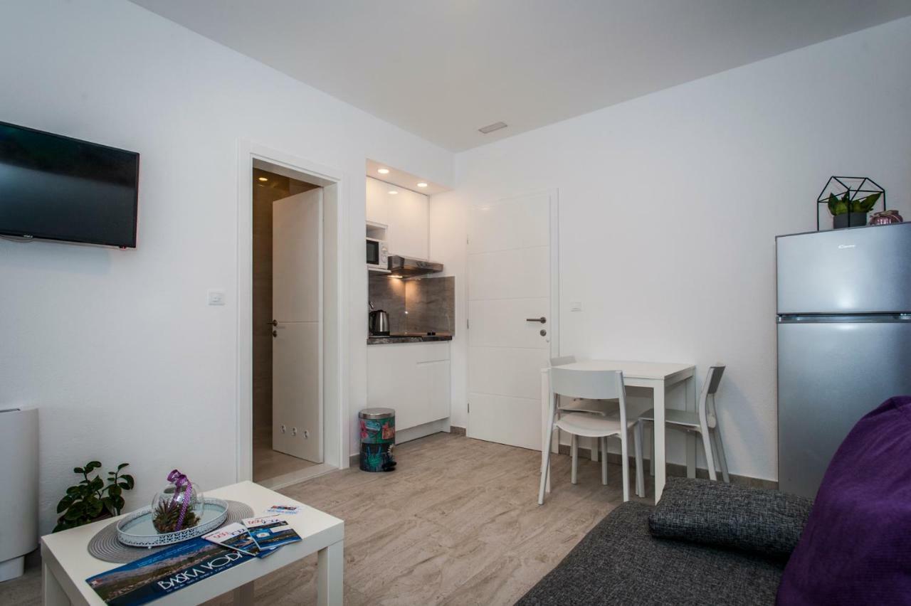 Apartmani Spiline - Mia Baška Voda Exteriér fotografie