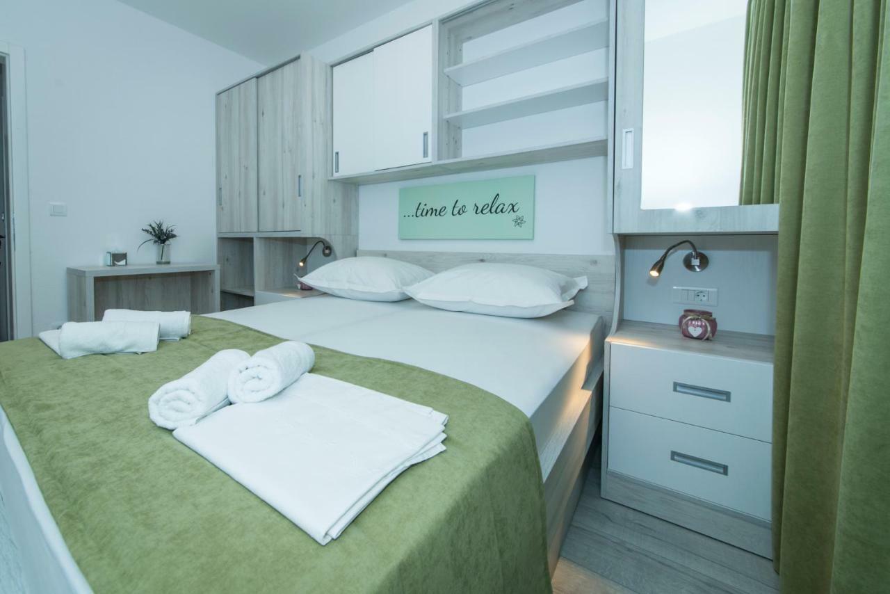 Apartmani Spiline - Mia Baška Voda Exteriér fotografie