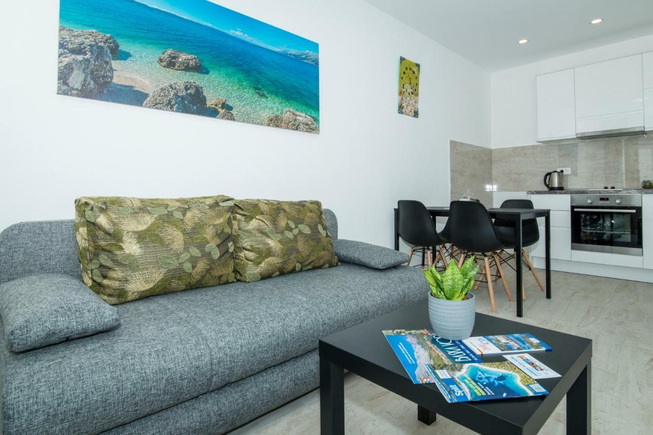 Apartmani Spiline - Mia Baška Voda Exteriér fotografie